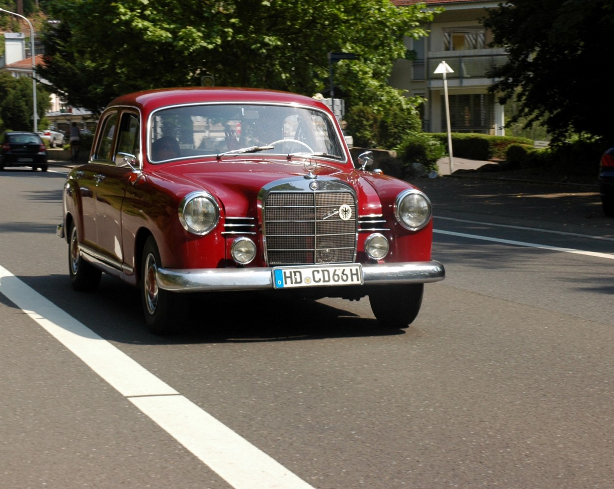 Mercedes-Benz Ponton 180 b (68 Hp)