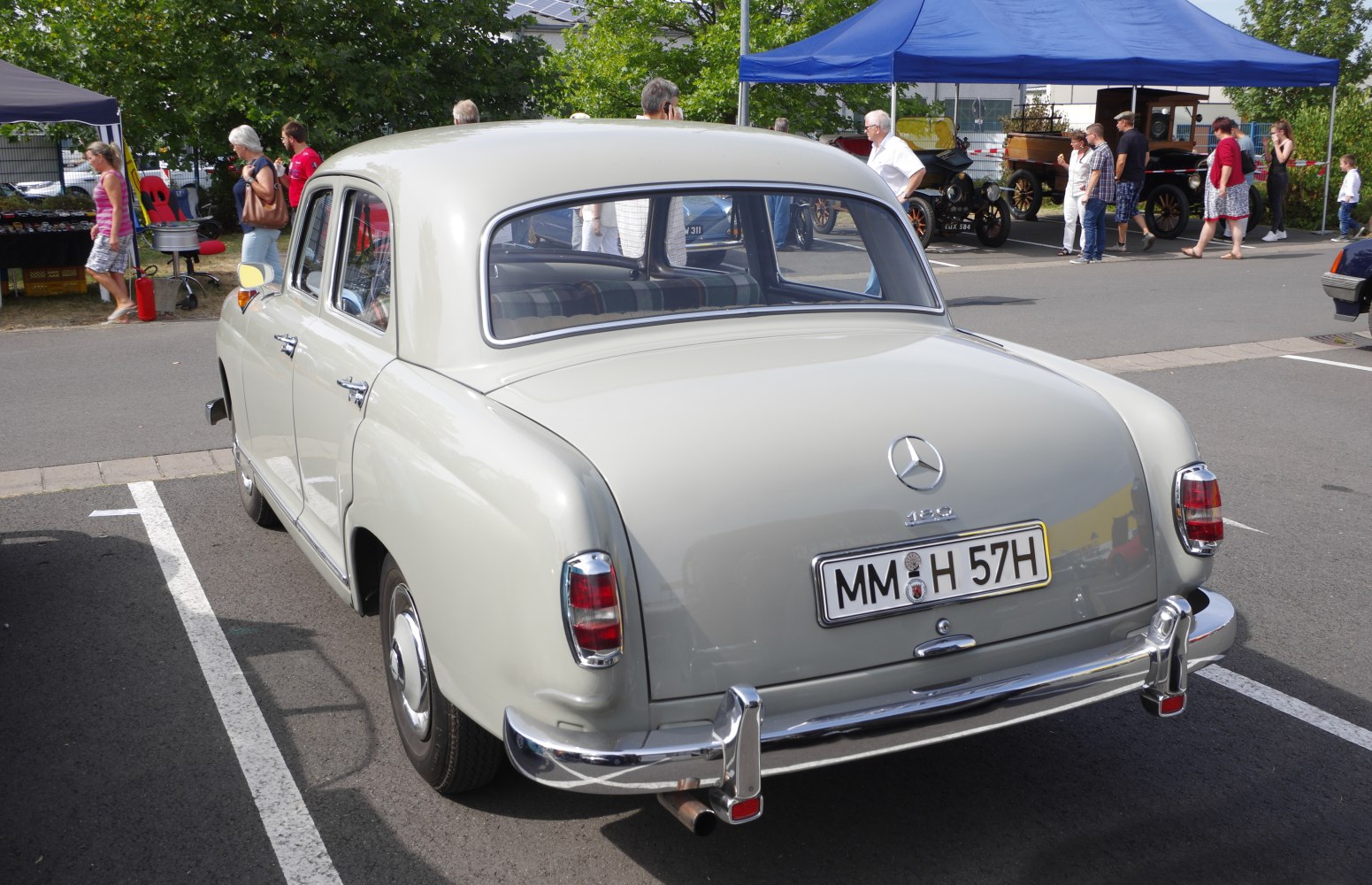 Mercedes-Benz Ponton 180 a (65 Hp)