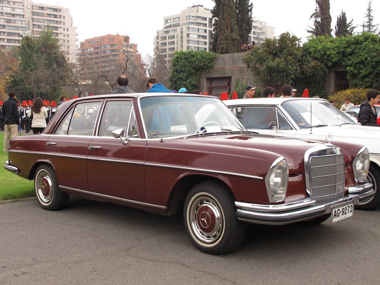 Mercedes-Benz W108 250 S (130 Hp) Automatic