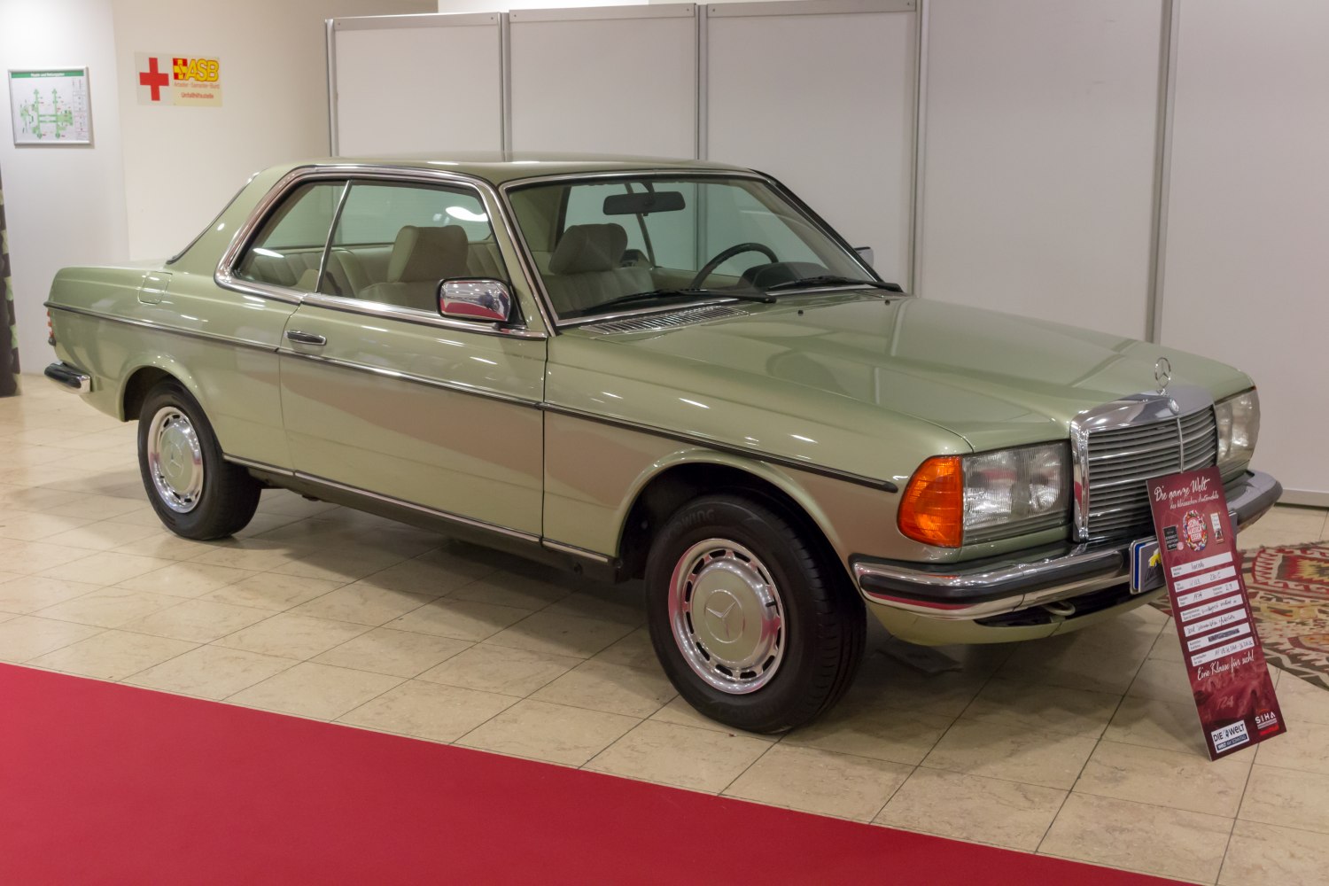 Mercedes-Benz W123 230 CE (136 Hp) Automatic