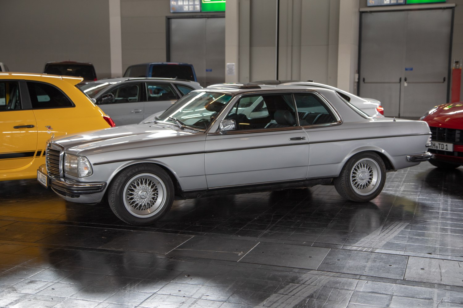 Mercedes-Benz W123 280 CE (185 Hp) Automatic