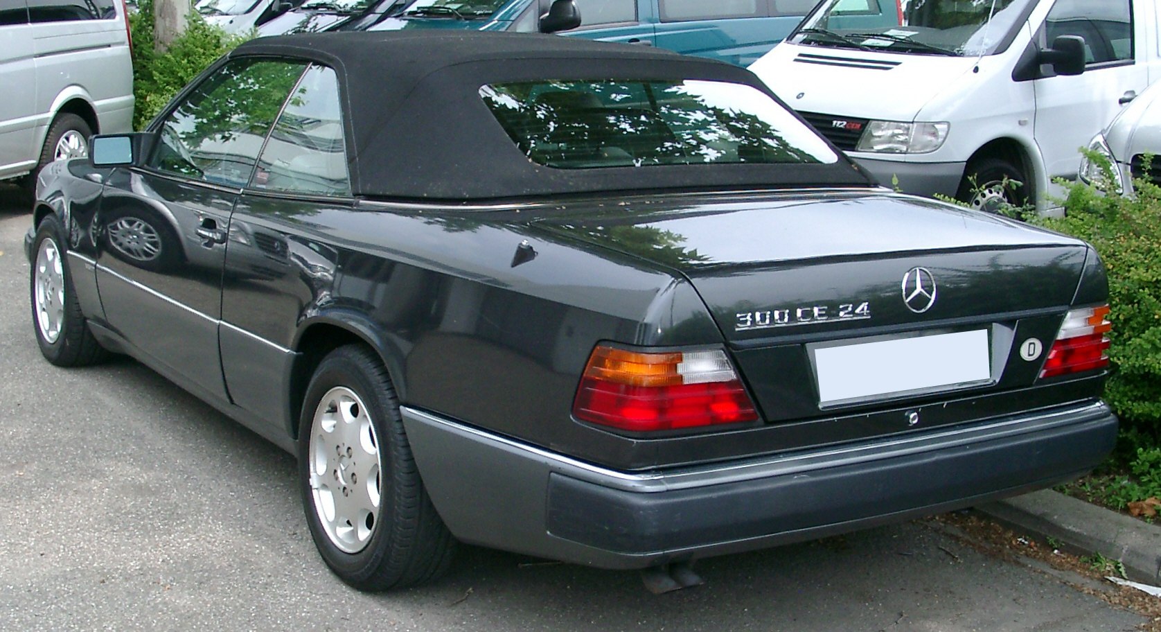 Mercedes-Benz W124 300 CE-24 CAT (220 Hp)