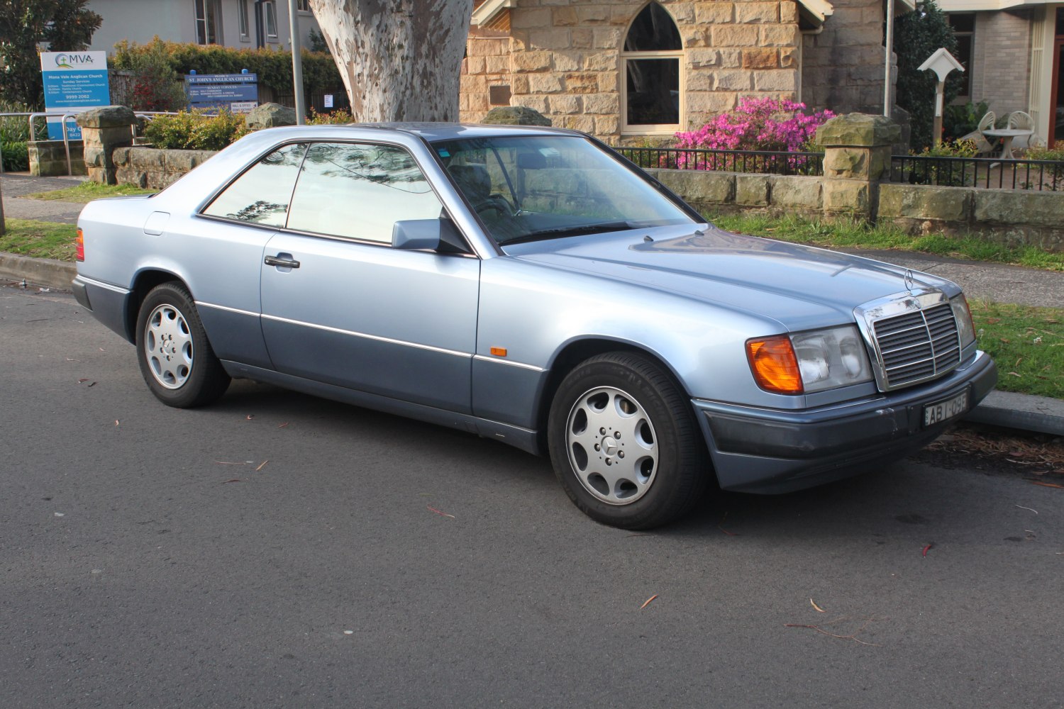 Mercedes-Benz W124 300 CE (180 Hp) Automatic