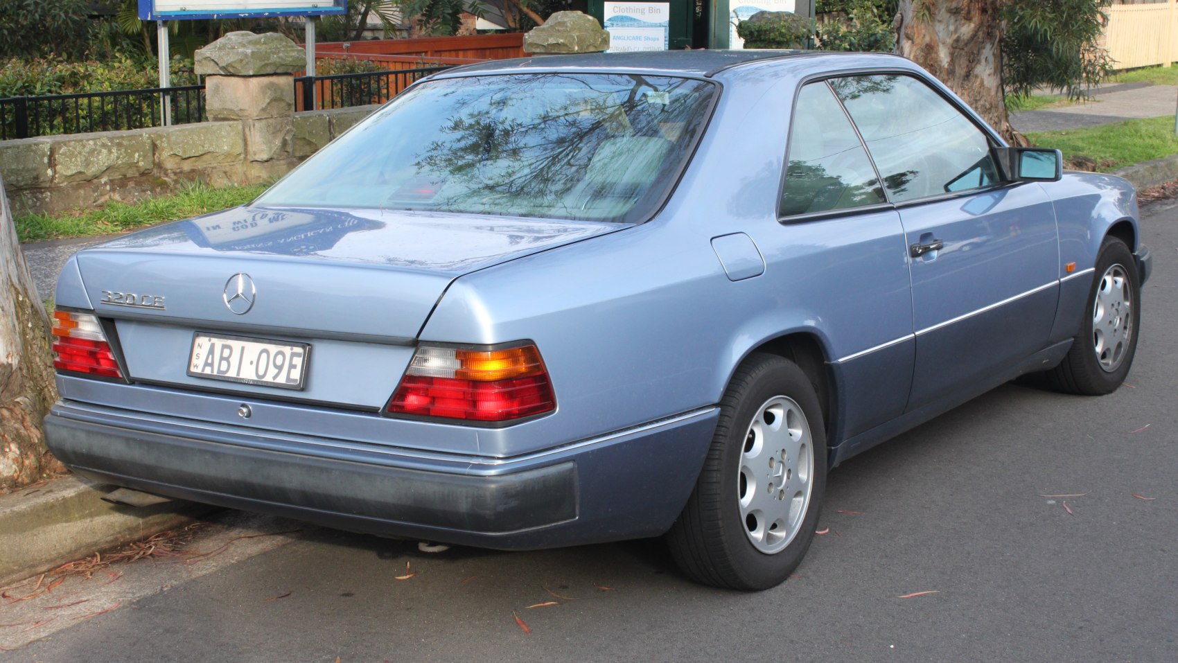 Mercedes-Benz W124 300 CE (180 Hp) Automatic