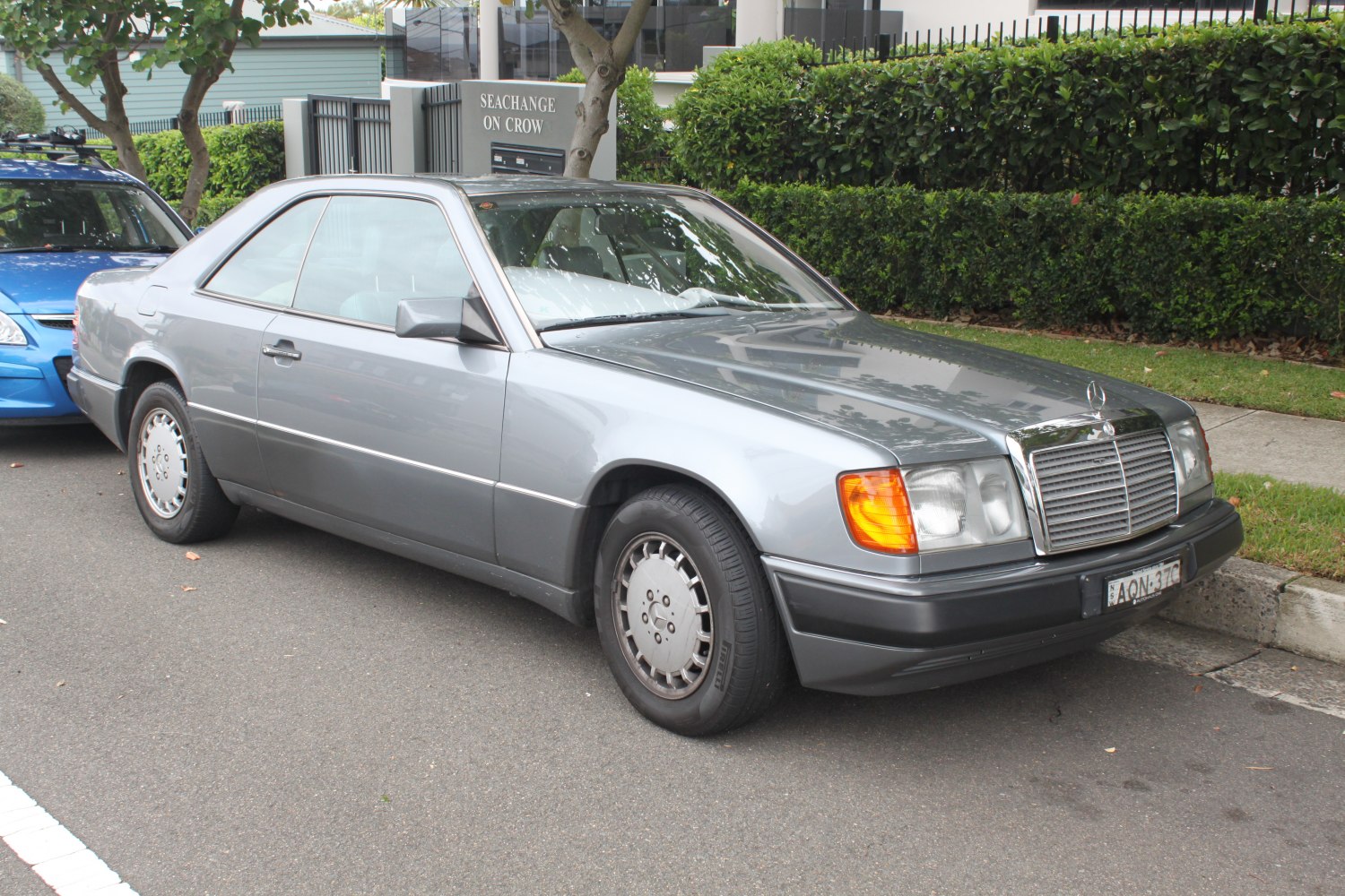 Mercedes-Benz W124 230 CE (132 Hp)