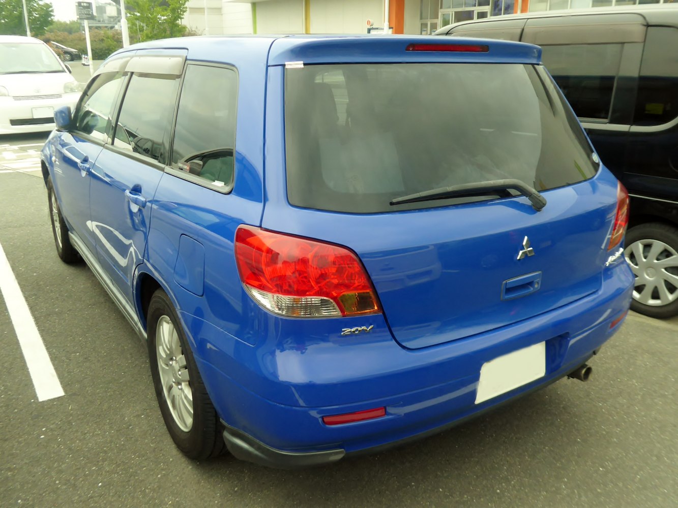 Mitsubishi Airtrek 2.0 (126 Hp)