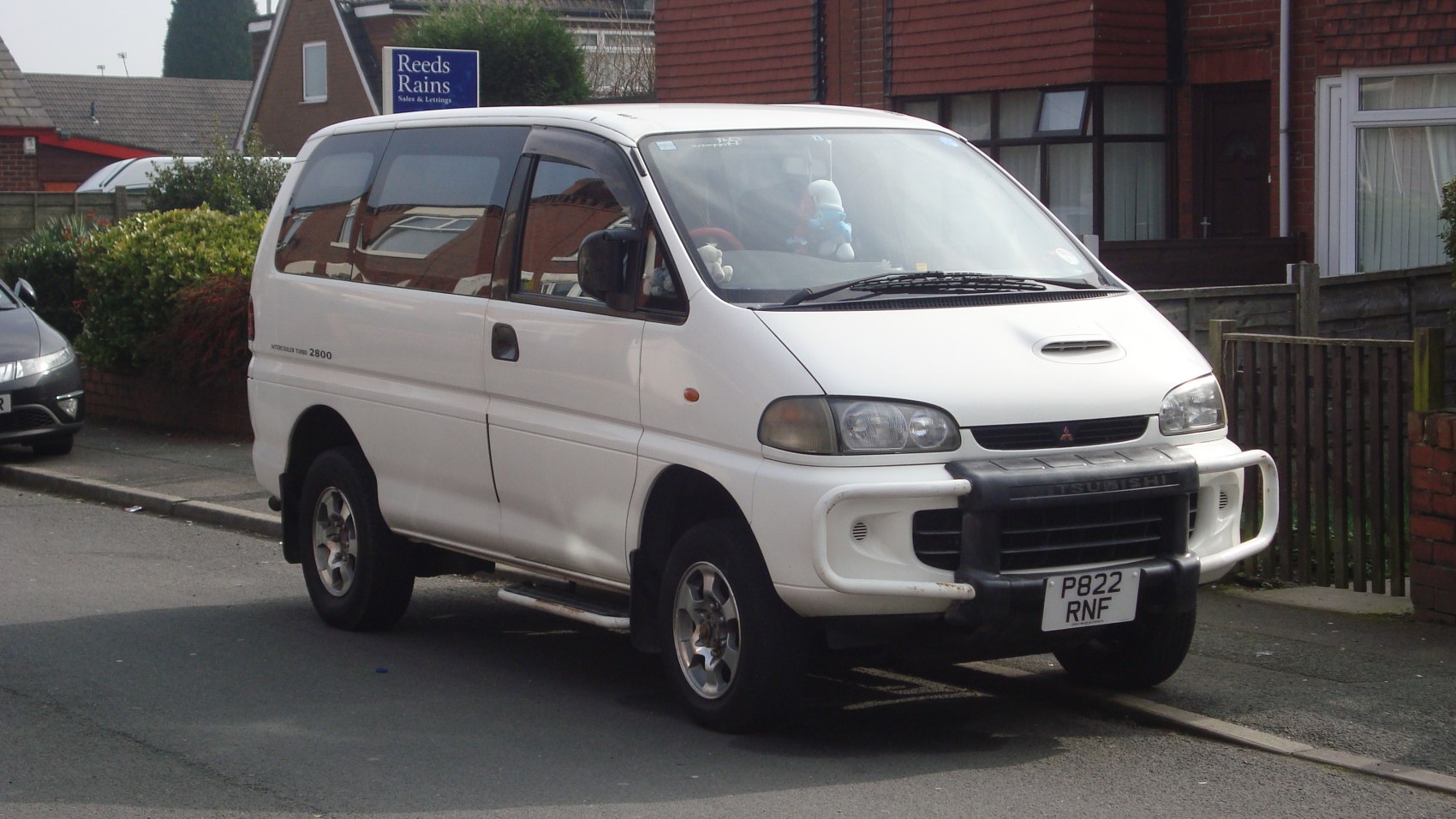 Mitsubishi Delica 1.8 (95 Hp)