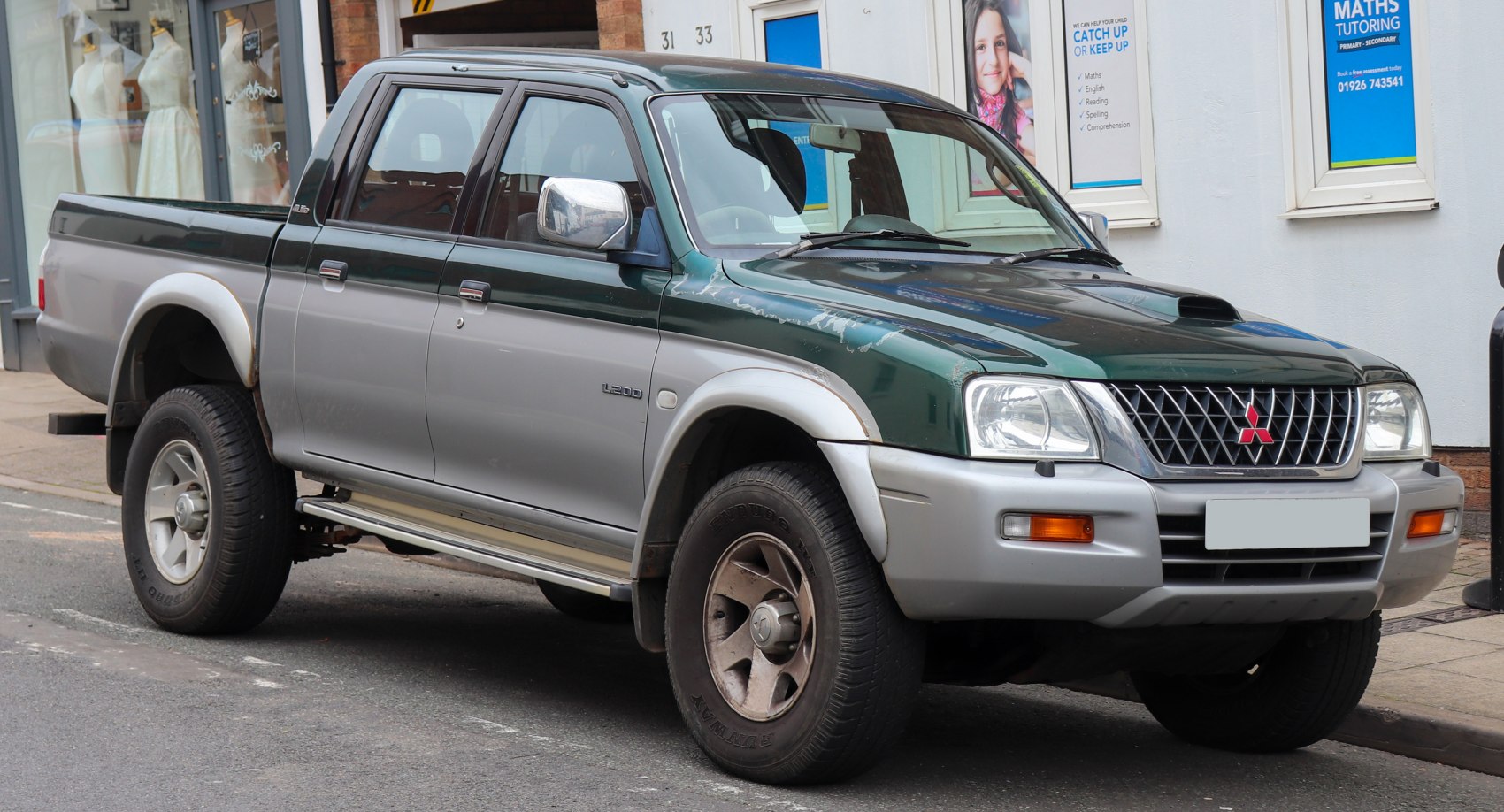 Mitsubishi L200 2.4 (132 Hp) 4WD