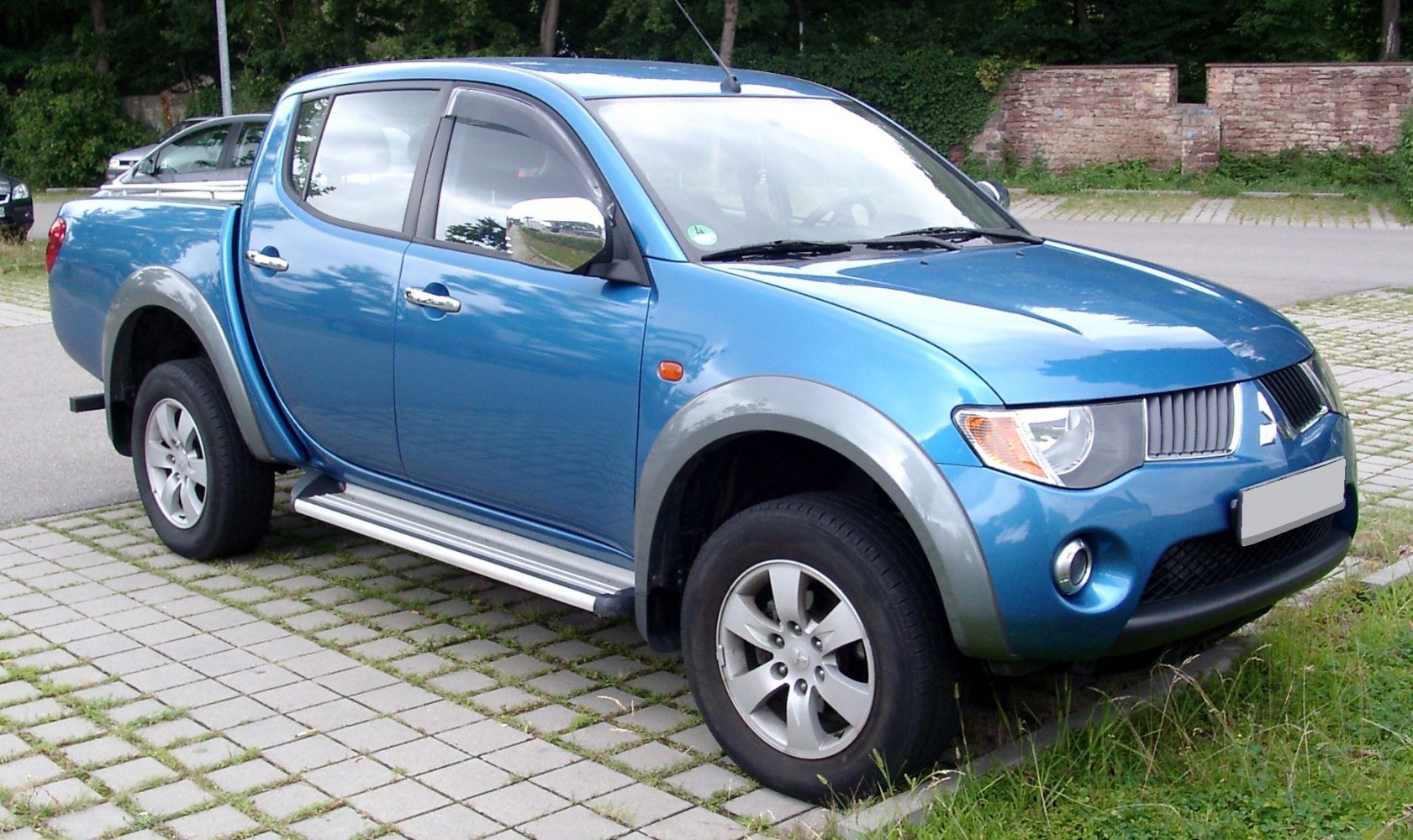 Mitsubishi L200 2.5 TD (136 Hp) Duble Cab