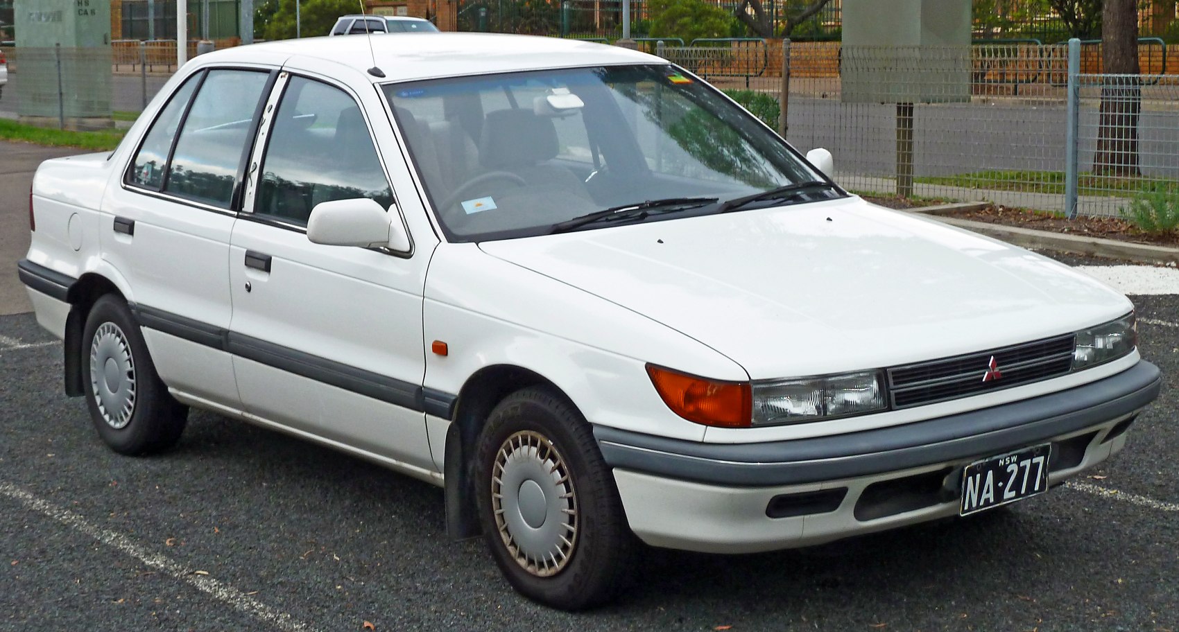 Mitsubishi Lancer