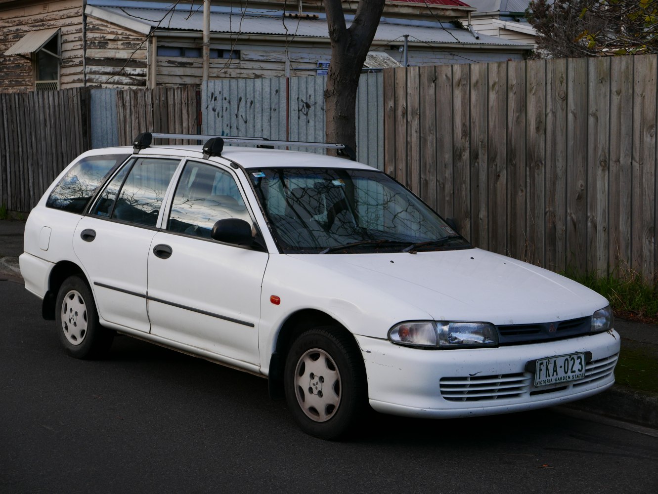 Mitsubishi Lancer