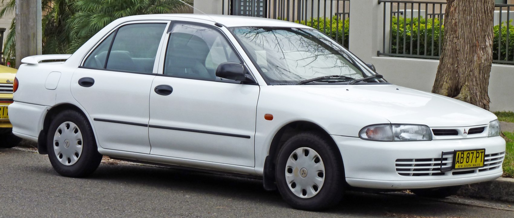 Mitsubishi Lancer