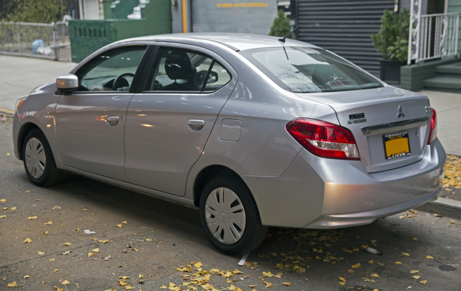 Mitsubishi Mirage 1.2 MIVEC (78 Hp)