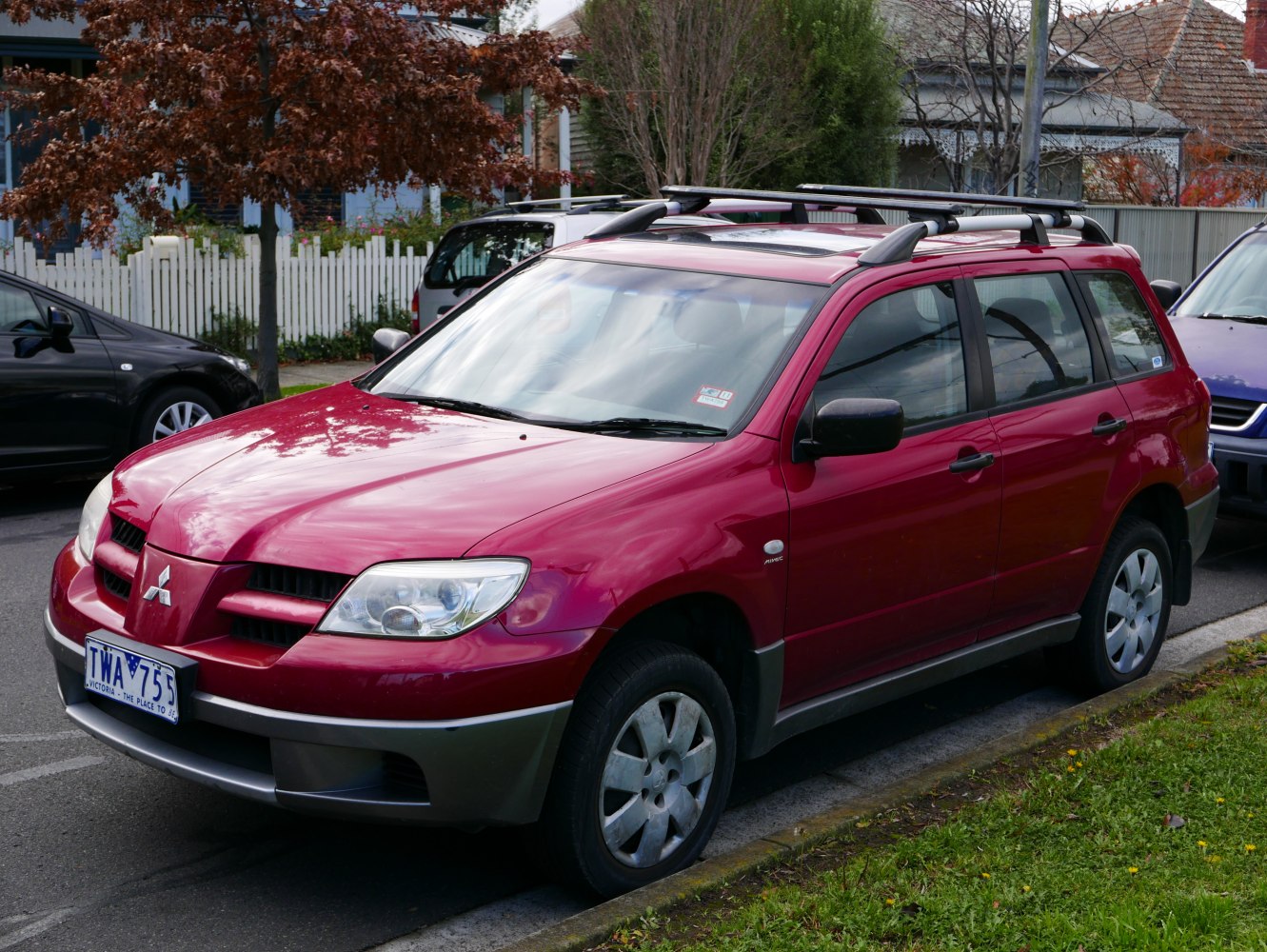 Mitsubishi Outlander 2.4 i 16V 4WD XLS (142 Hp)