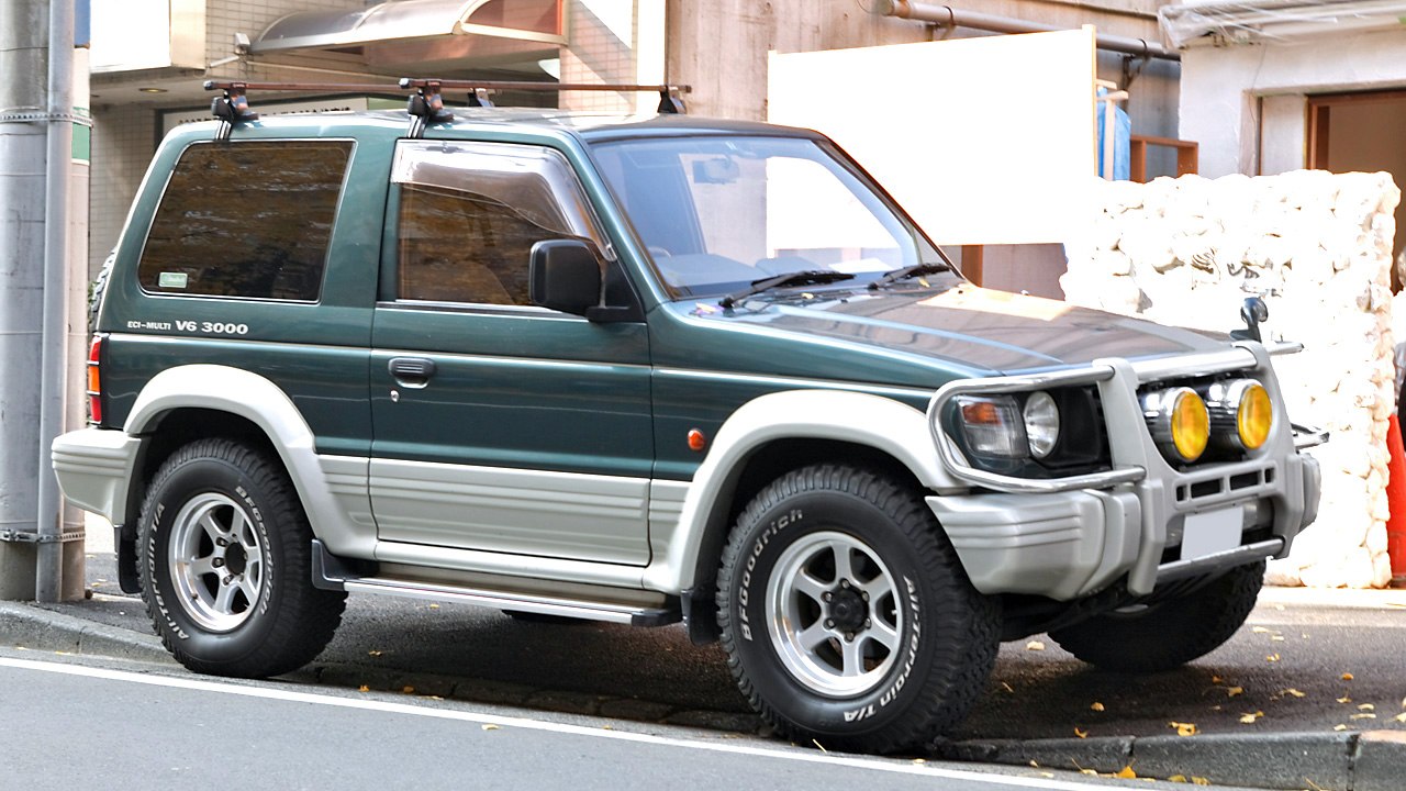 Mitsubishi Pajero 3.0 i V6 24V GLS (150 Hp)