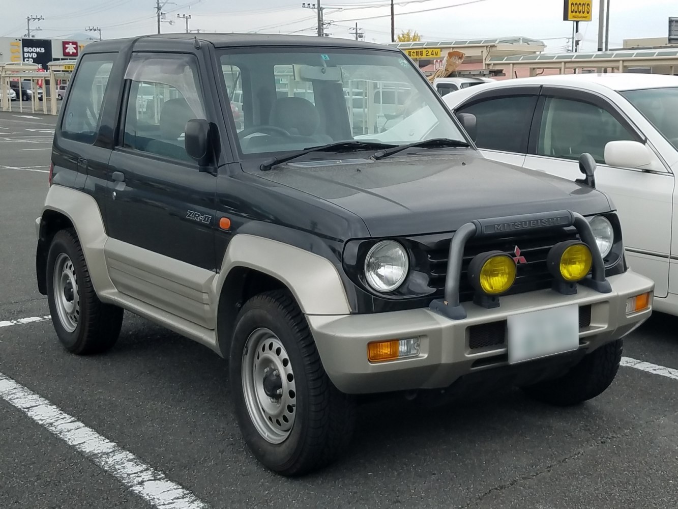 Mitsubishi Pajero 1.1 (80 Hp) Automatic