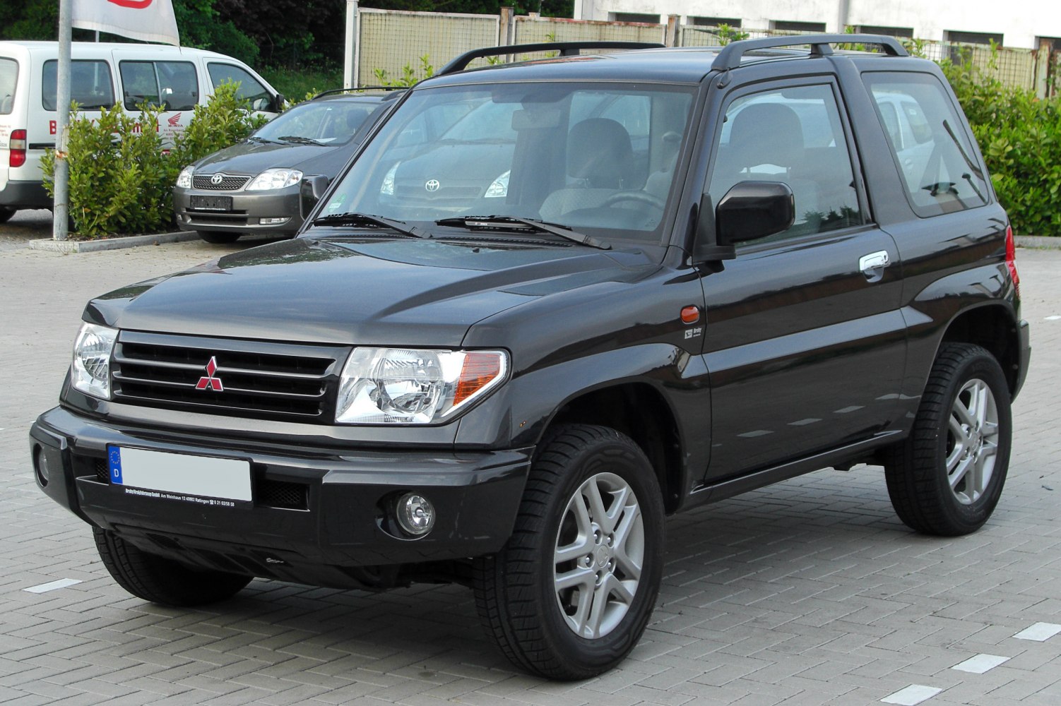 Mitsubishi Pajero 1.8 i 16V (114 Hp) 5dr