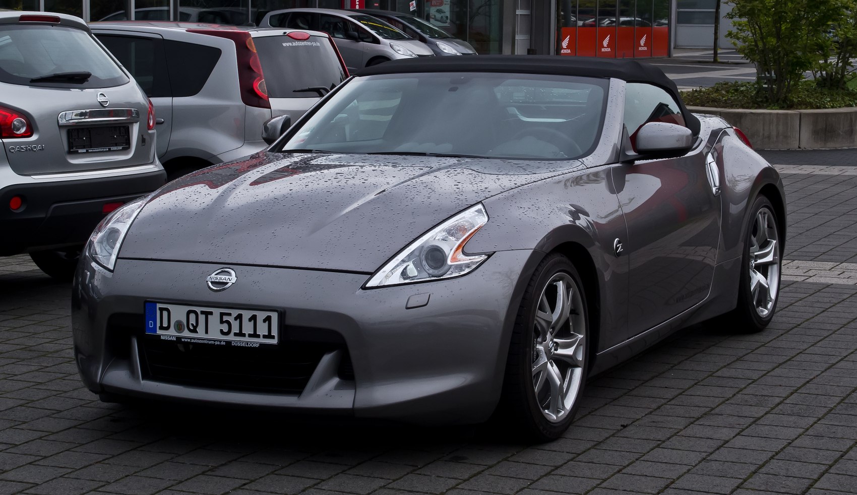 Nissan 370Z 3.7 V6 (328 Hp) Automatic