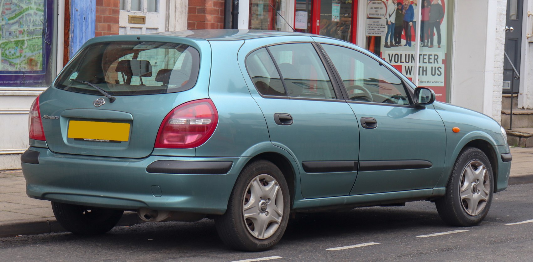 Nissan Almera 1.5 (90 Hp)