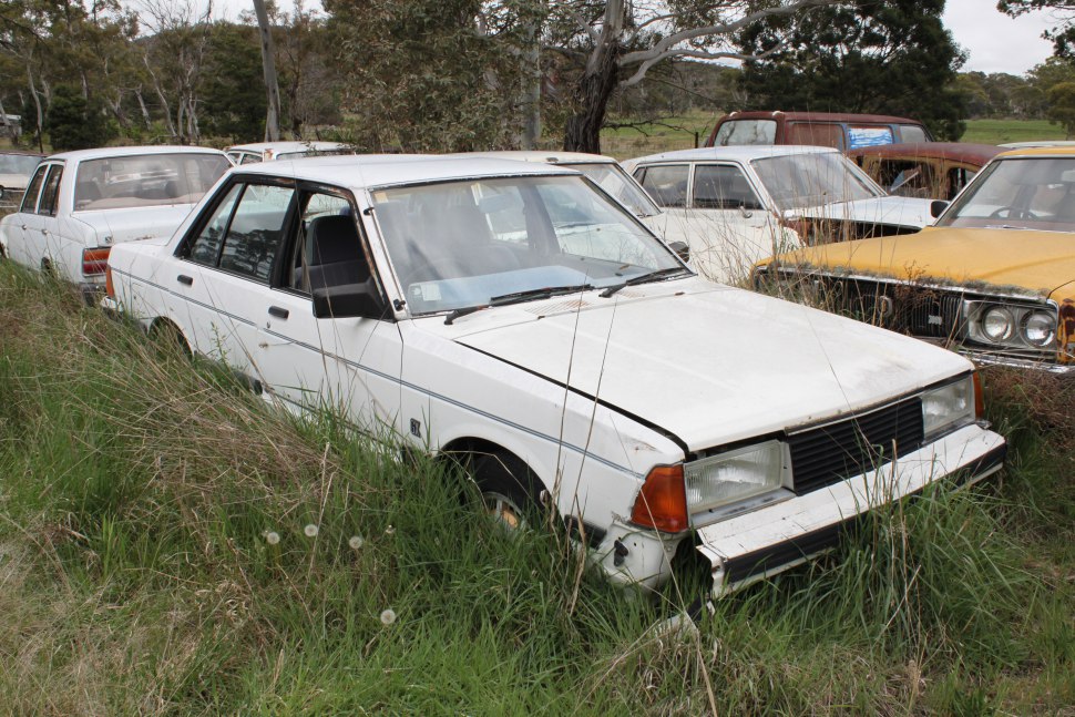 Nissan Bluebird 1.8 (88 Hp)