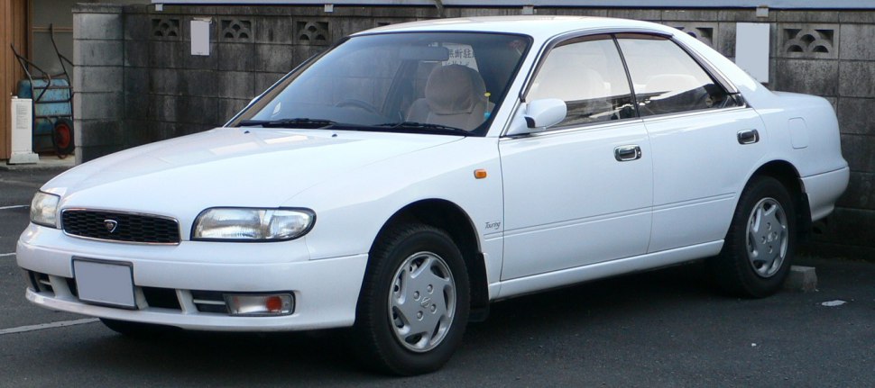 Nissan Bluebird 1.8i (125 Hp)