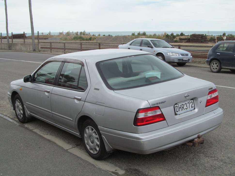 Nissan Bluebird 1.8 Eprise (125 Hp) Automatic