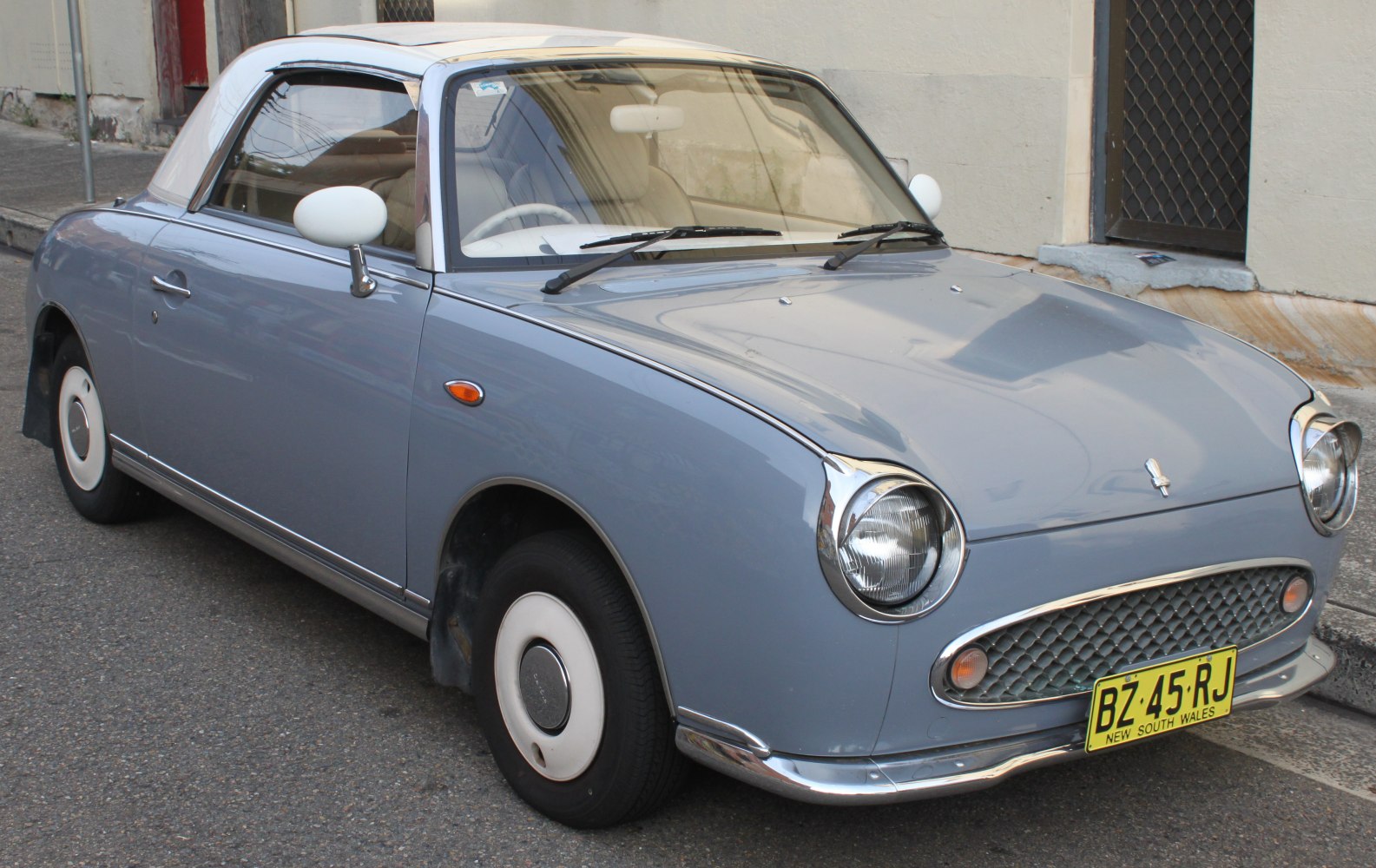 Nissan Figaro 1.0 T (76 Hp)