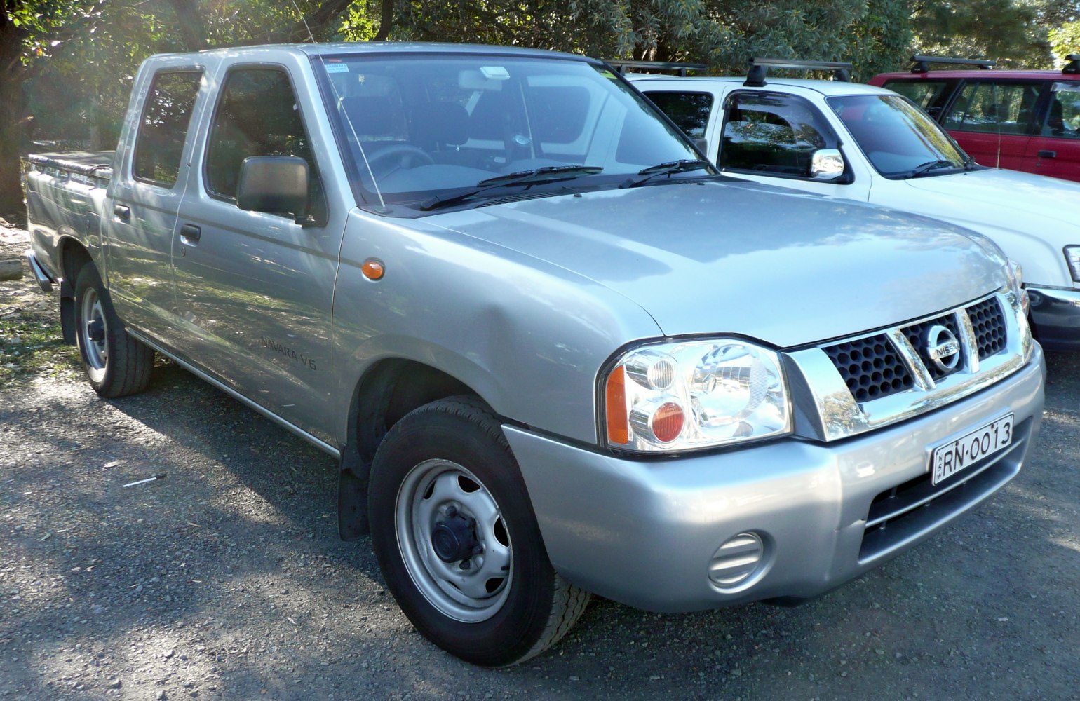 Nissan Navara 2.4 Double Cab 4WD (148 Hp)