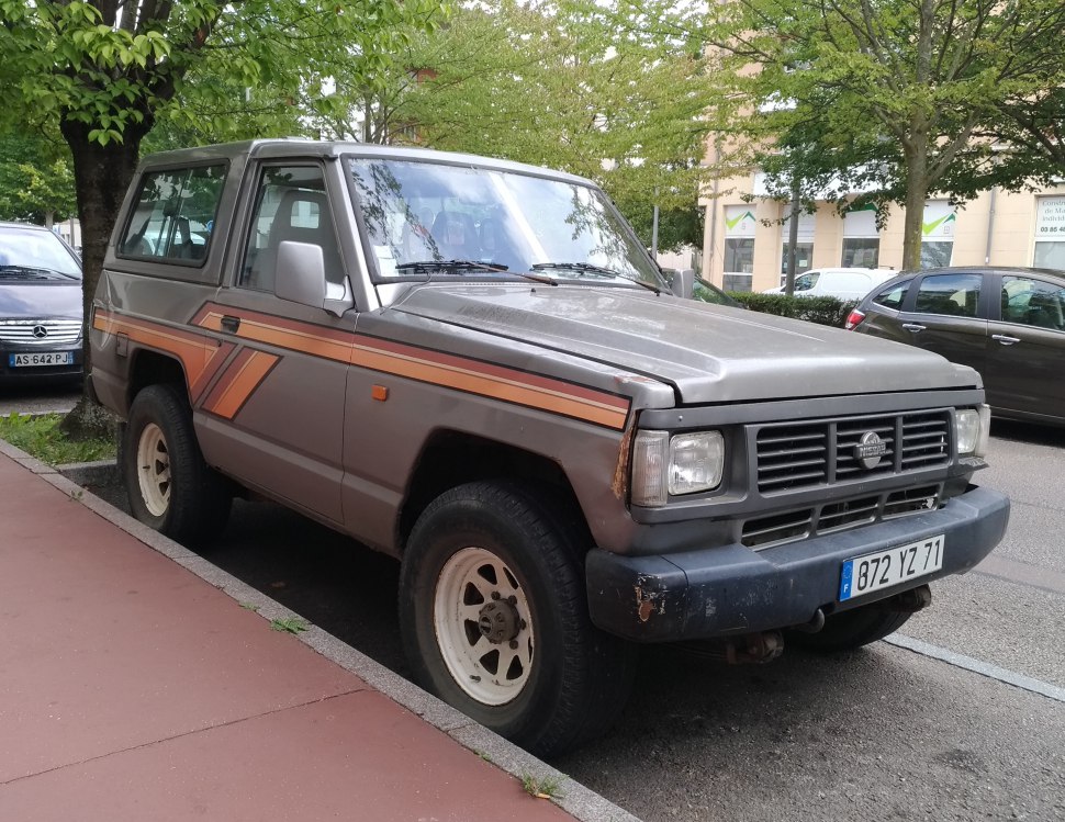 Nissan Patrol 2.8 (120 Hp)