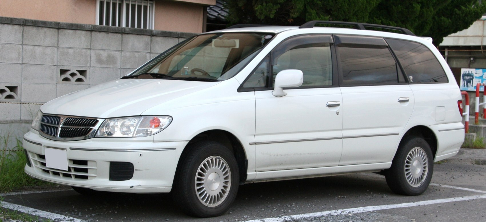 Nissan Presage 2.4 i 16V (150 Hp)