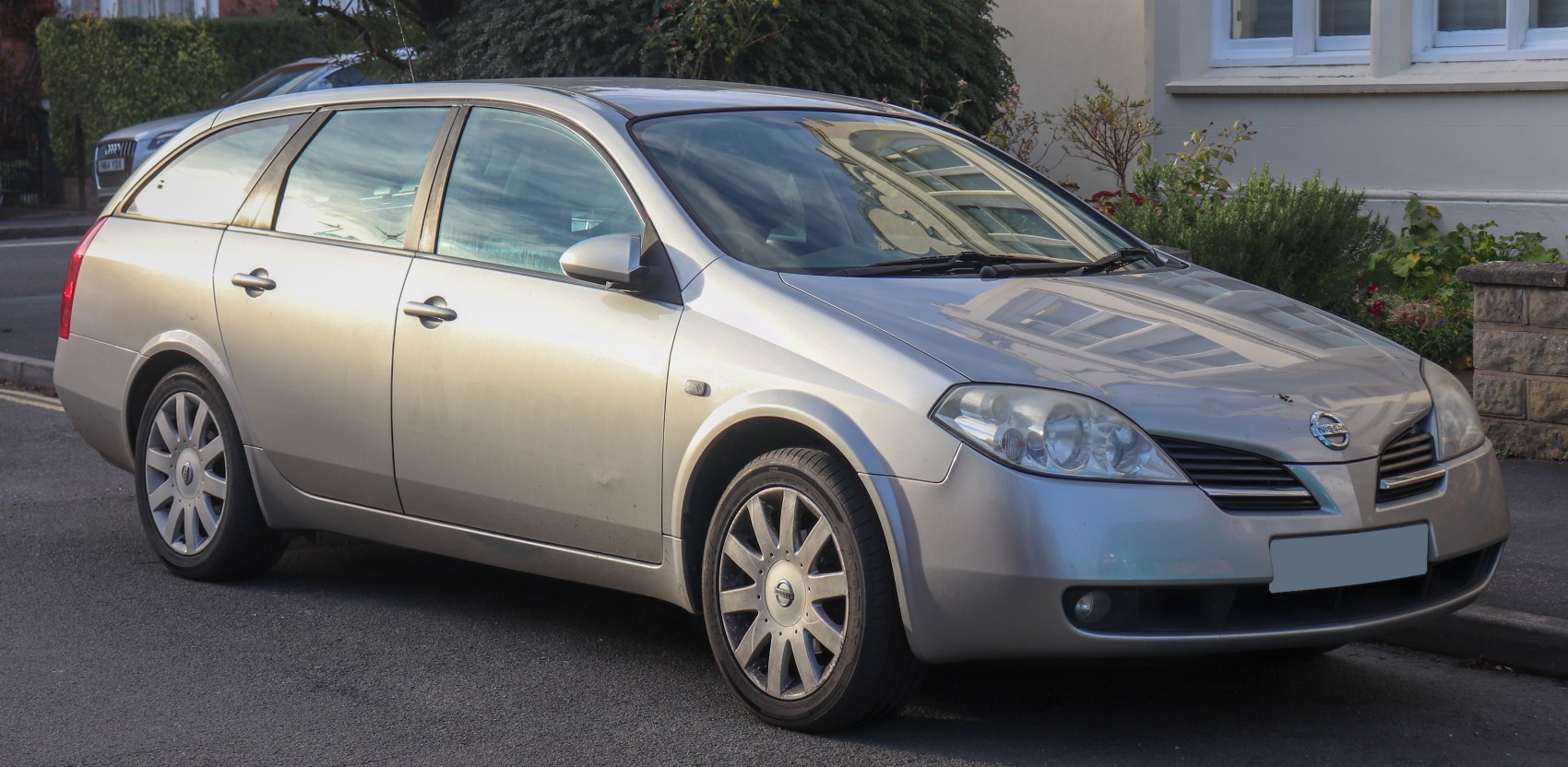 Nissan Primera 1.8 i 16V (116 Hp)