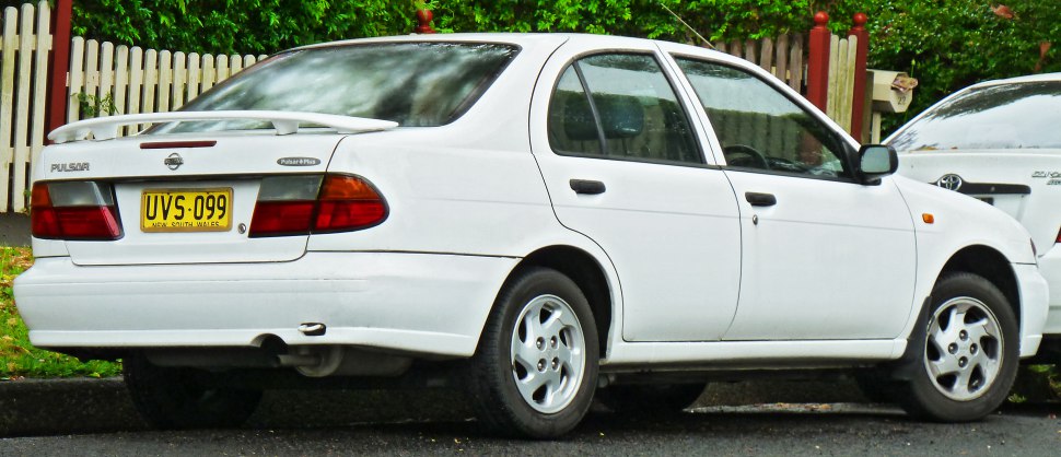 Nissan Pulsar 1.6 i (140 Hp)