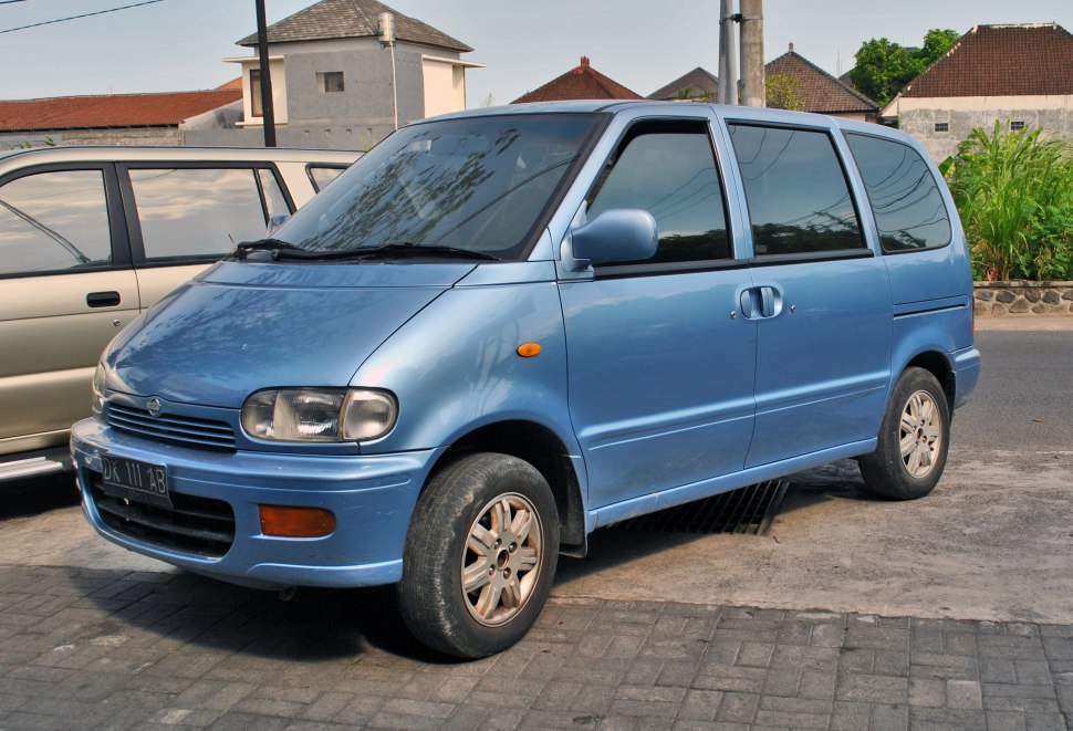 Nissan Serena 2.3 D (75 Hp)