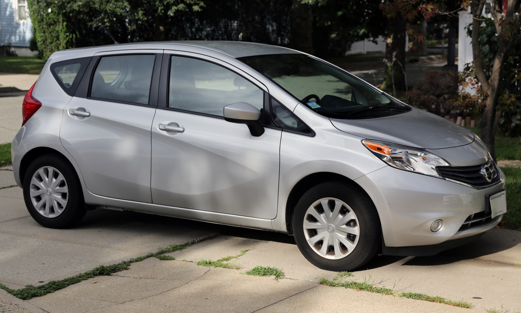 Nissan Versa 1.6 (109 Hp) Xtronic CVT