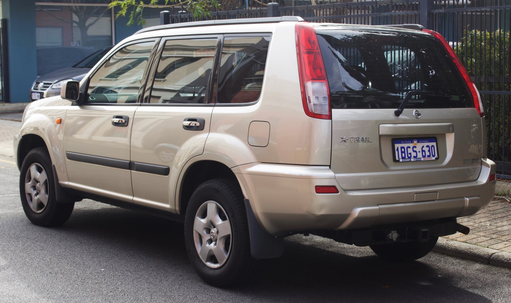 Nissan X-Trail 2.0 (140 Hp) 4x4