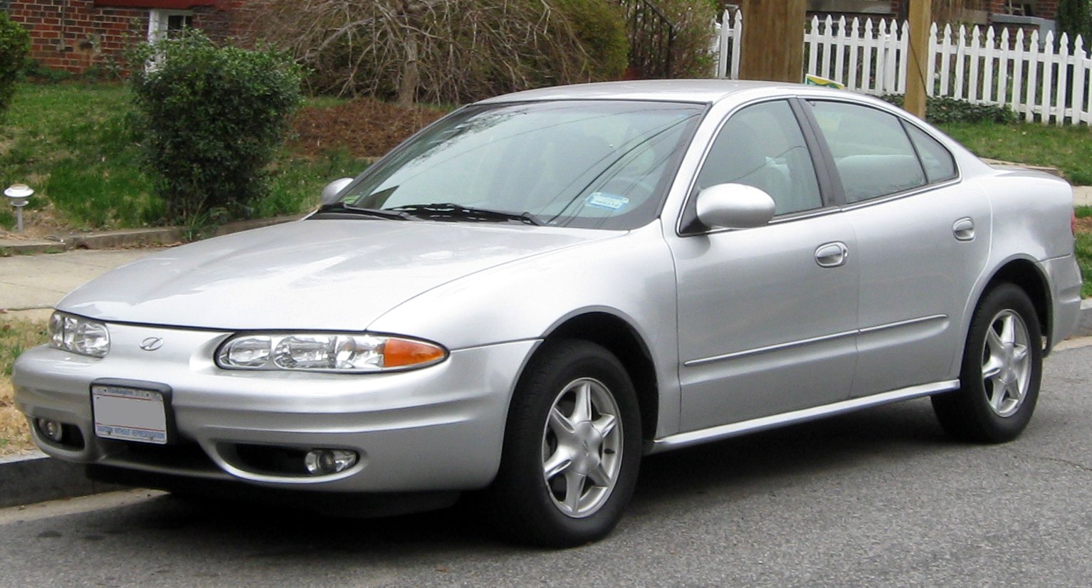 Oldsmobile Alero Alero