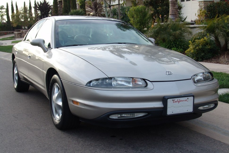 Oldsmobile Aurora Aurora I