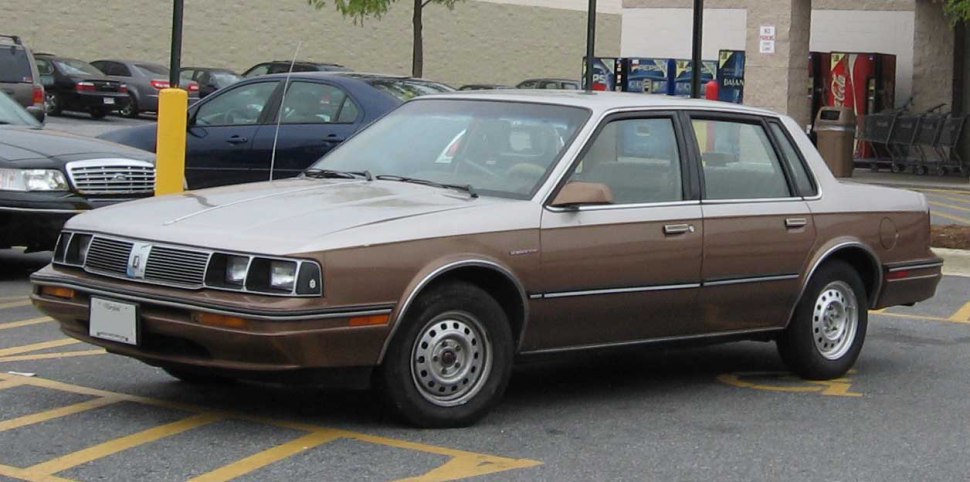 Oldsmobile Cutlass