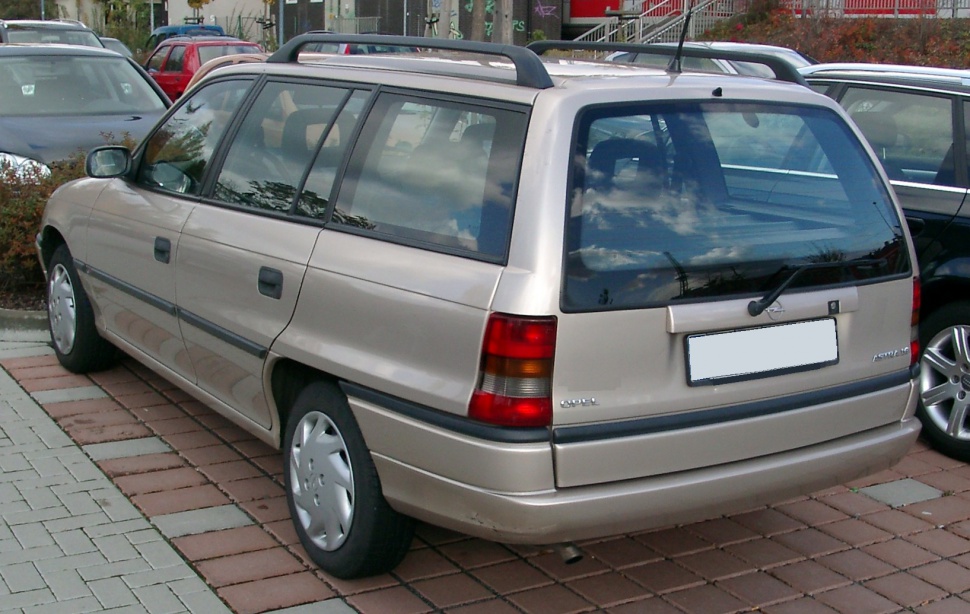 Opel Astra 1.4i Ecotec 16V (90 Hp)