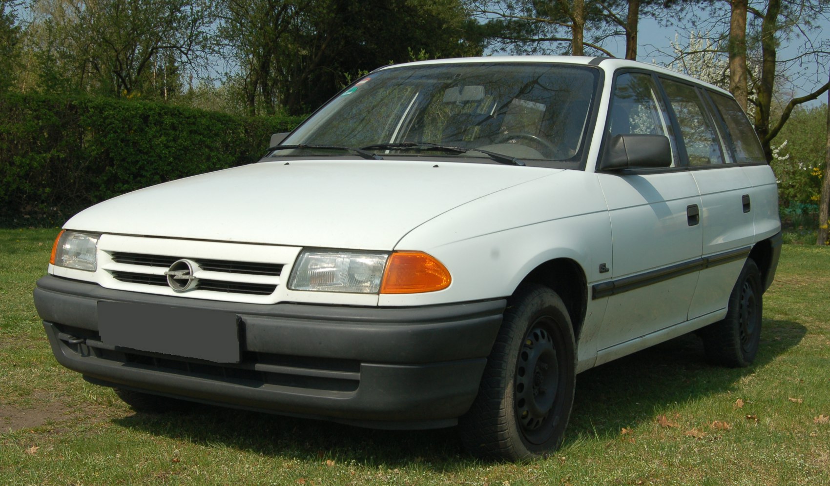 Opel Astra 1.4i (60 Hp)