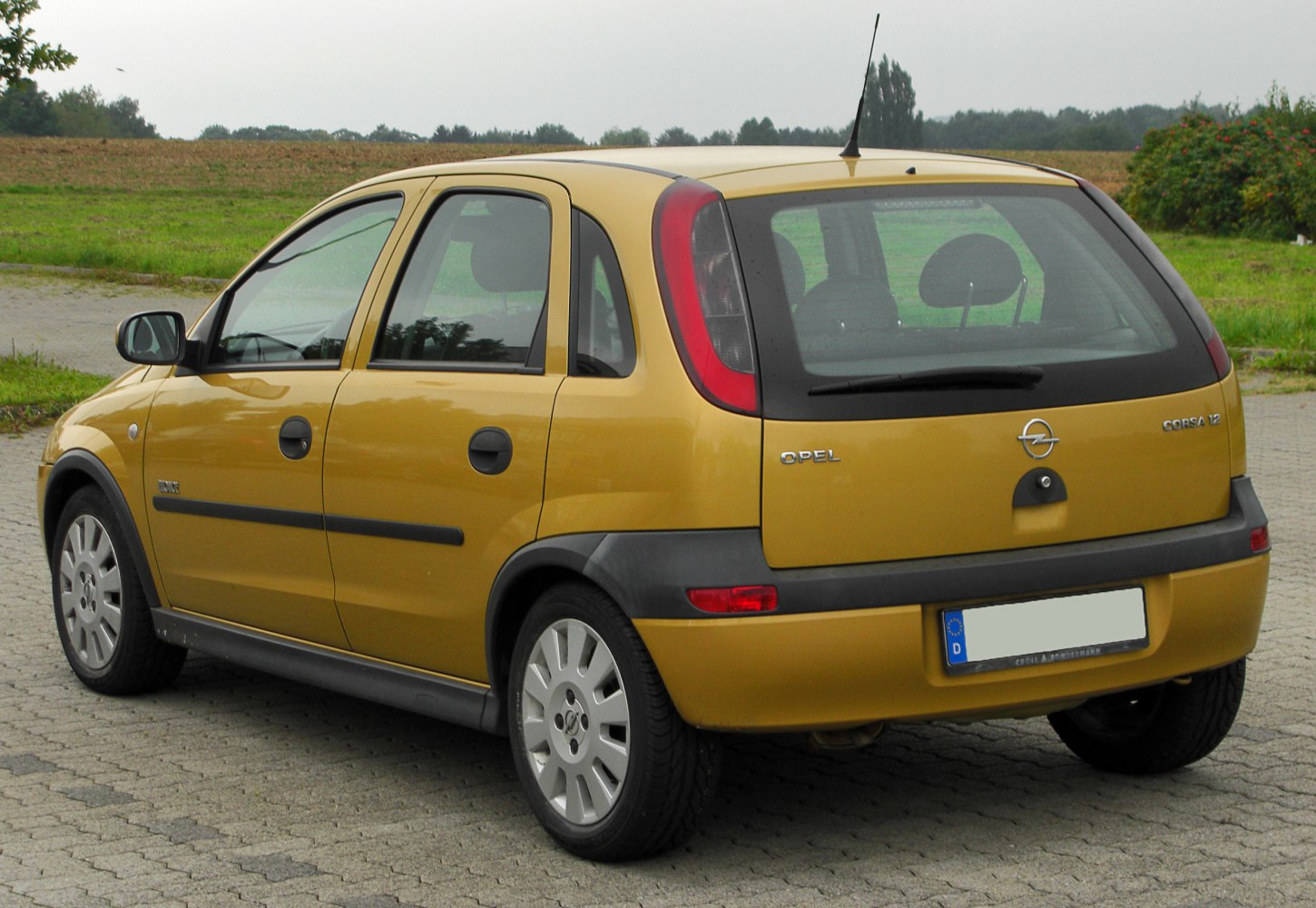 Opel Corsa 1.7 DTI 16V (75 Hp)