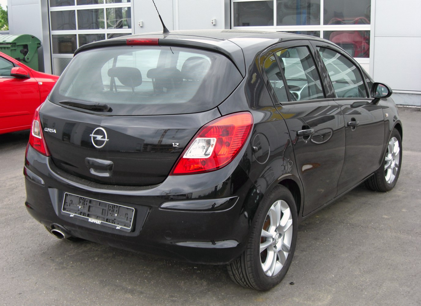 Opel Corsa 1.4i 16V ECOTEC (90 Hp) Automatic