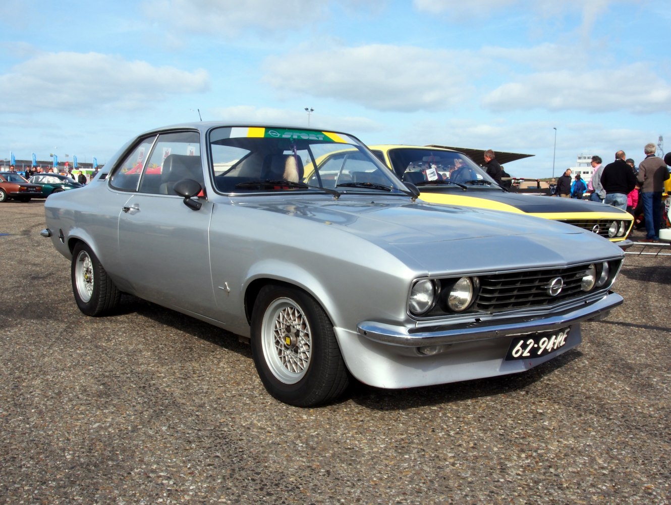 Opel Manta 1.6 S (80 Hp)