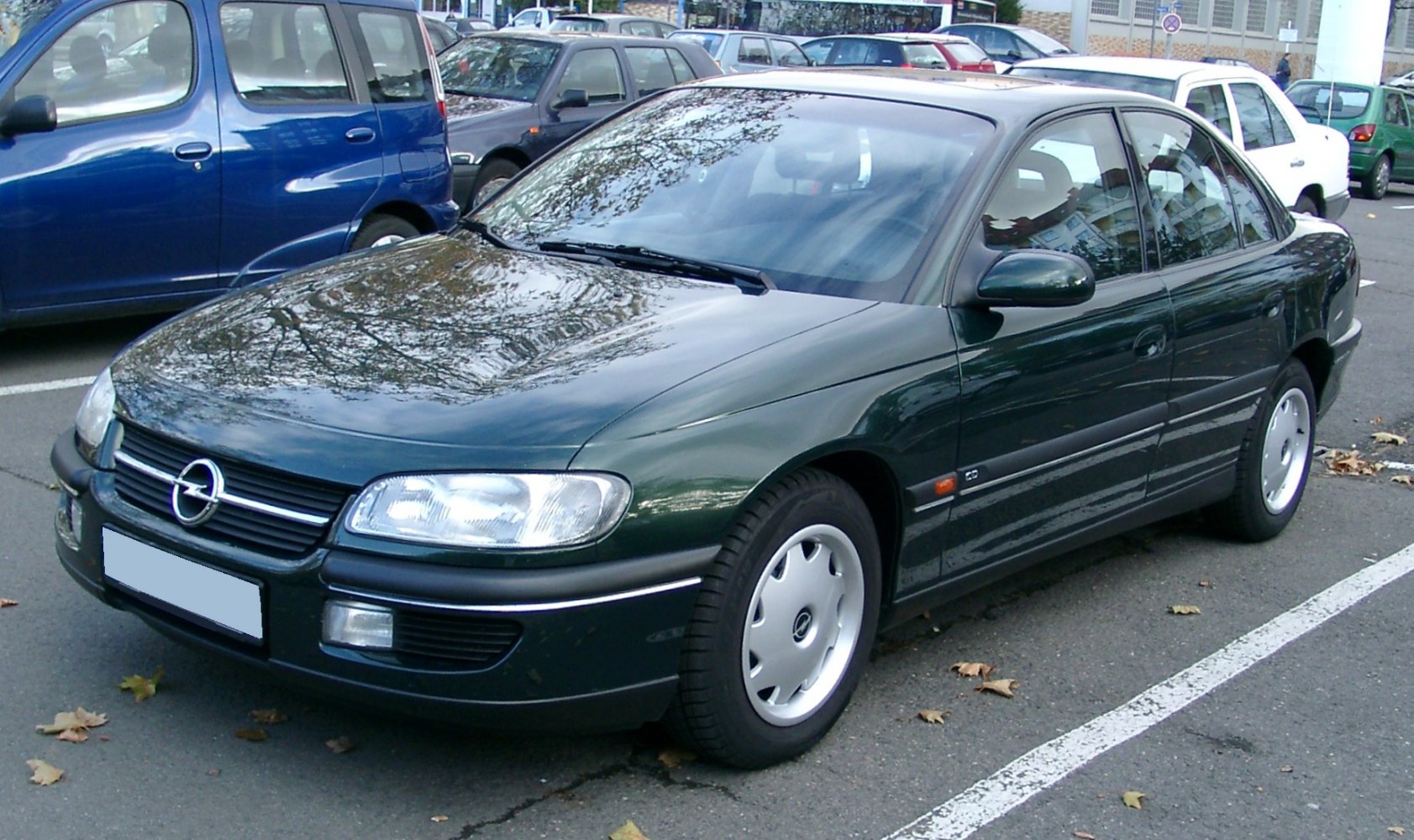 Opel Omega 2.0i (116 Hp)