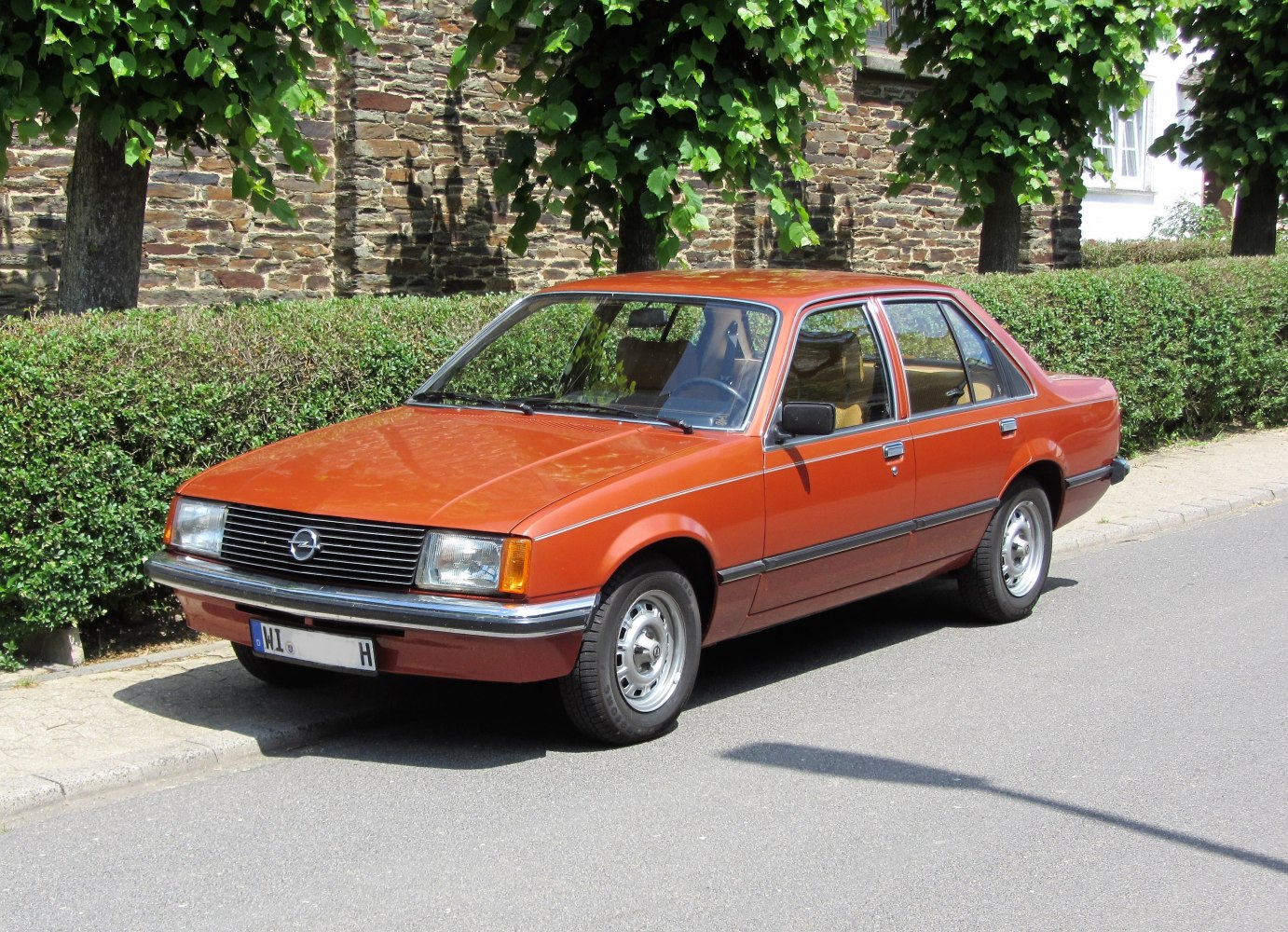 Opel Rekord 2.0 S (101 Hp) Automatic