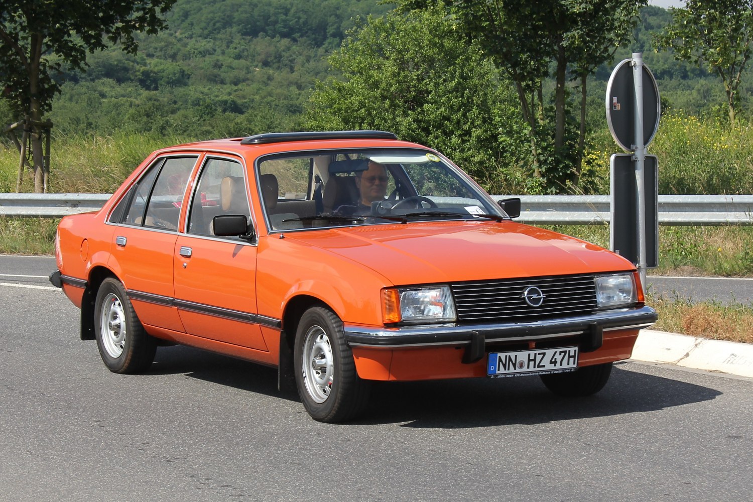 Opel Rekord 2.0 S (101 Hp) Automatic