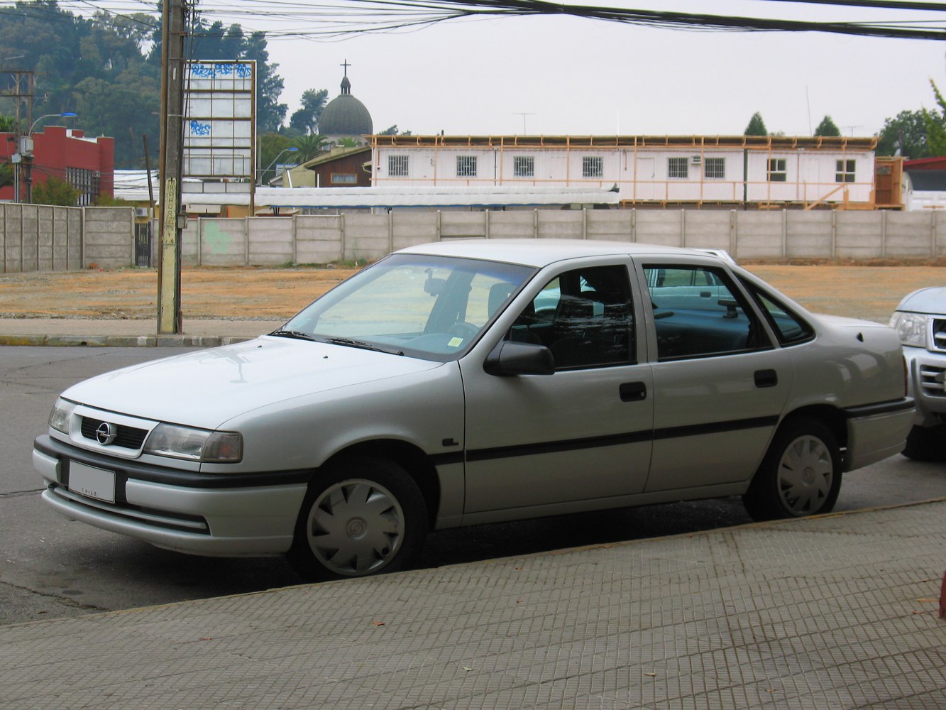 Opel Vectra 2.0i (115 Hp)