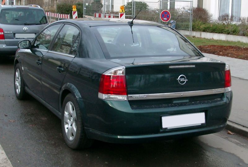 Opel Vectra 2.2i 16V DIRECT (155 Hp)