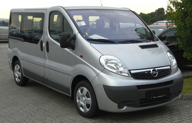 Opel Vivaro 2.0 CDTI (90 Hp) DPF