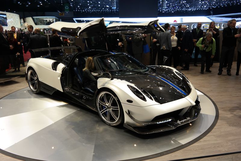 Pagani Huayra 6.0 V12 36V (750 Hp) Automatic